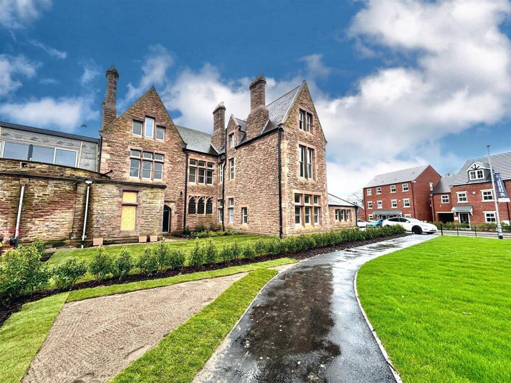 Main image of property: Horse Carriage Lane, Rotherham