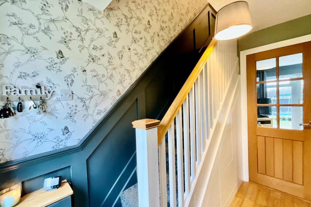 Edinburgh Drive, North Anston, Sheffield, Rotherham, S25 4HD - View 2