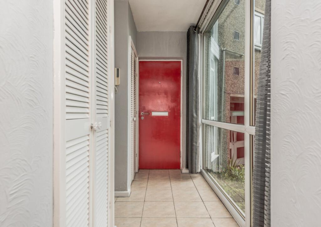 Park Road, Eccleshill, Bradford, BD10 - View 5