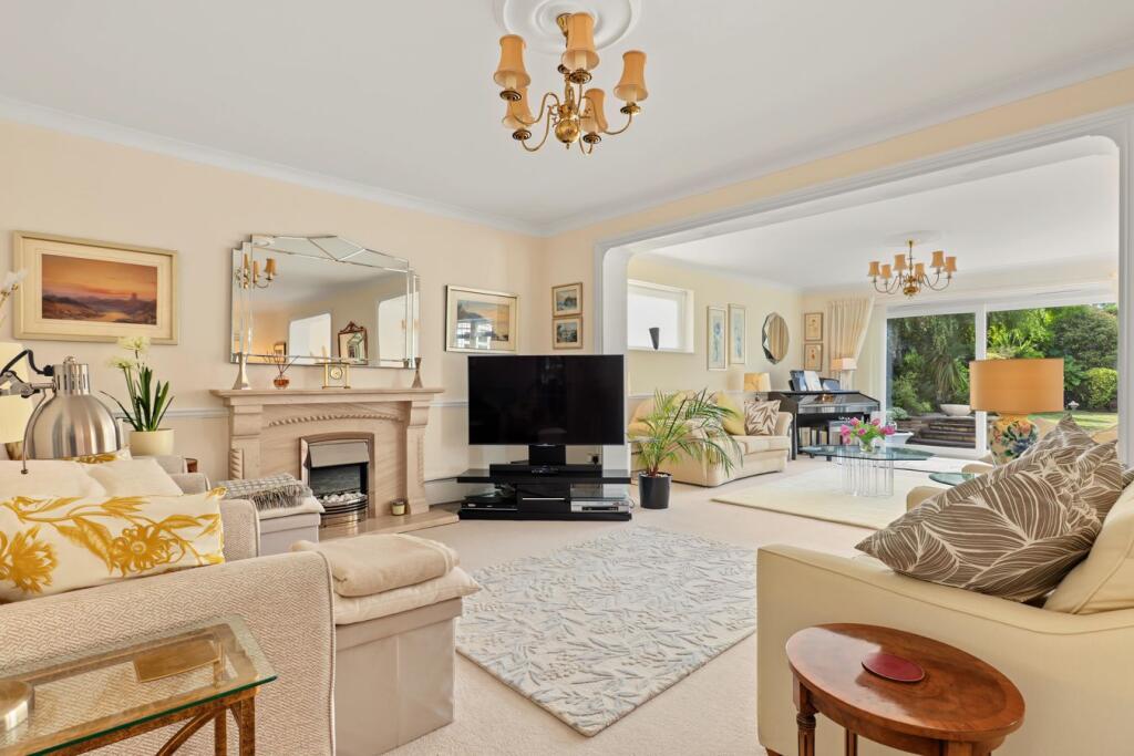 House in Southend-on-Sea, Essex - View 2