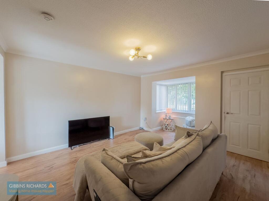 House in Taunton - View 5