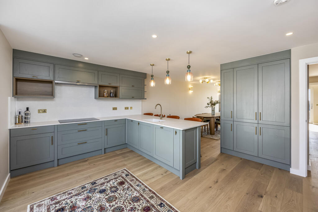House in Brighton - View 3