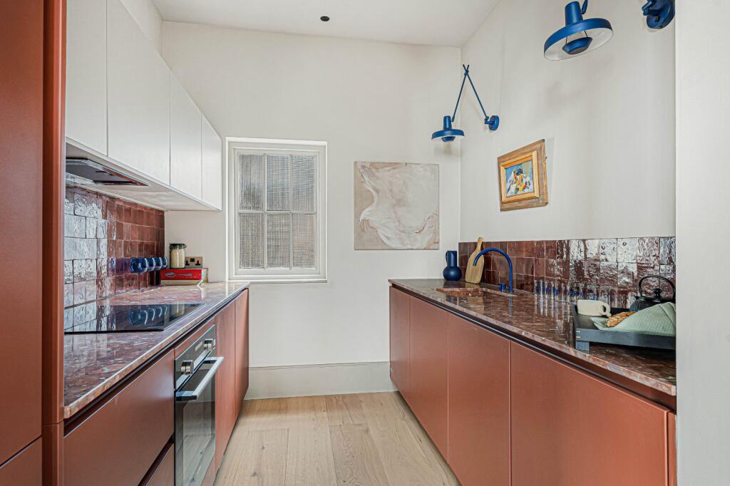 Apartment in London - View 4