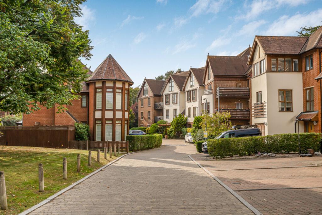 Apartment in East Hertfordshire, Folly Island, Hertford - More