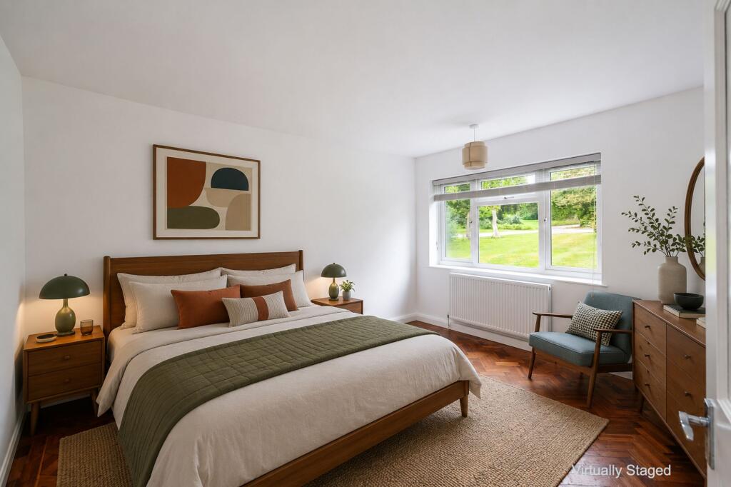 Apartment in Reigate and Banstead, Surrey - View 5
