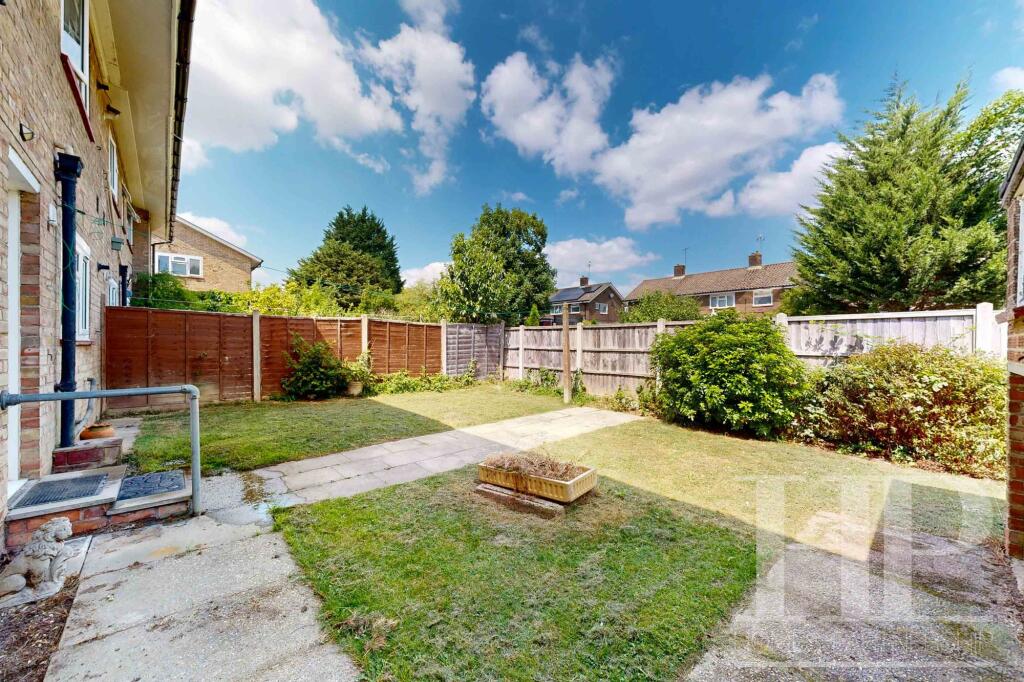 Tilgate Way, Crawley, RH10 photo 4