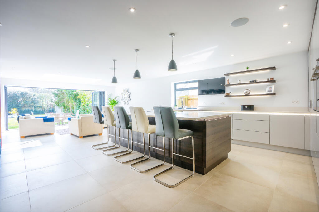 Additional image 7 of Pearce Avenue, Lilliput, Poole, Dorset, BH14