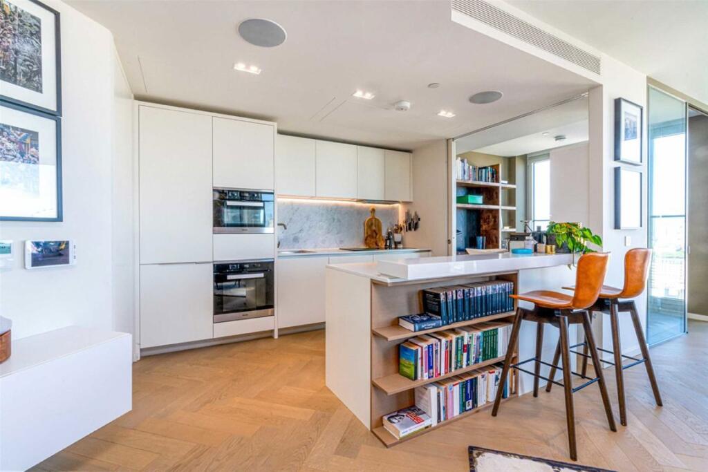 Apartment in London - View 3
