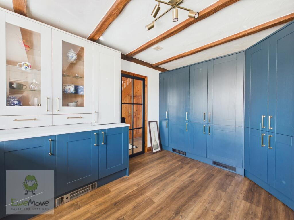 House in Rochester - View 4