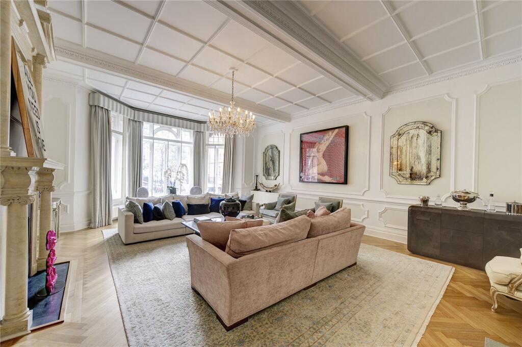 Main image of property: Pont Street, London, SW1X