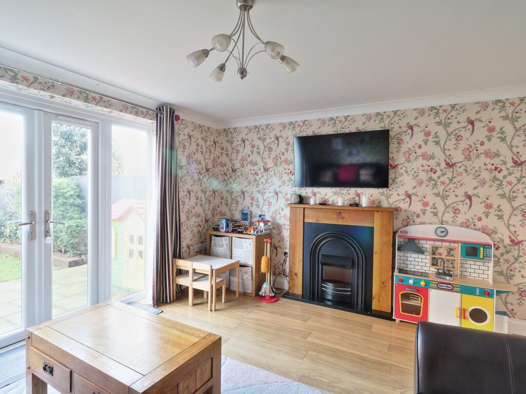 Rosamund Mews, Eaton Ford, St Neots, PE19 photo 2