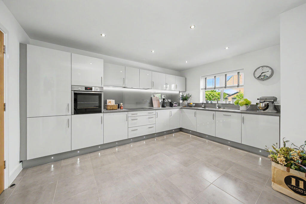 House in Chesterfield, Dunston - View 3