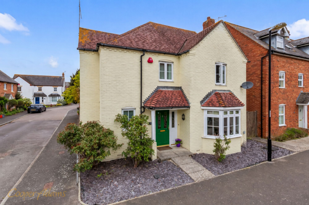 Main image of property: Rowan Way, Angmering, BN16