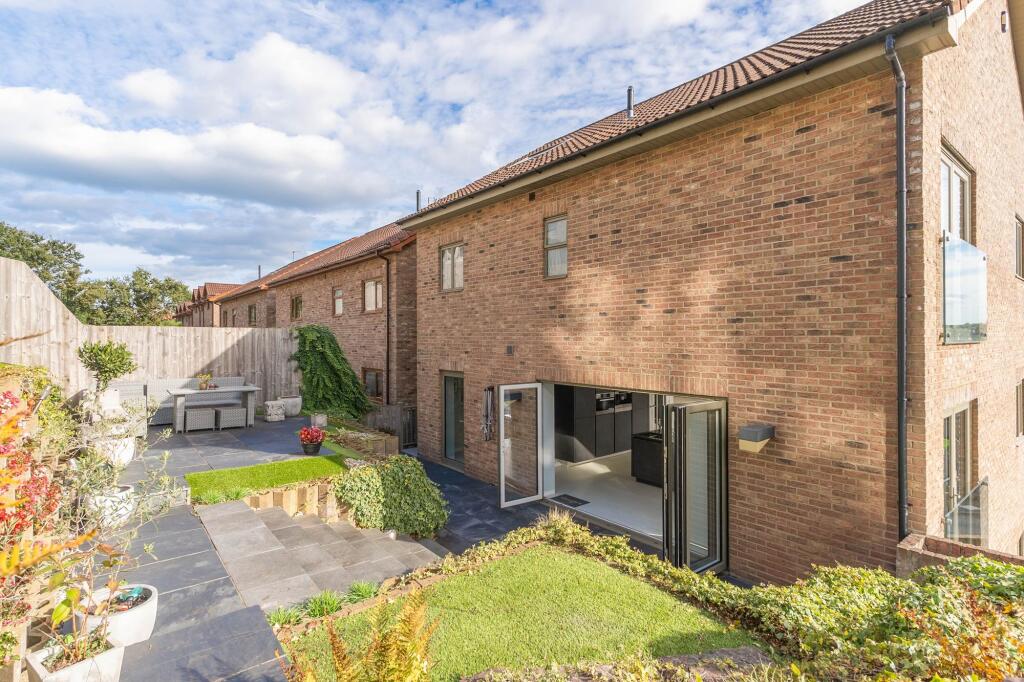 House in Newport, Home Farm, Caerleon - View 4