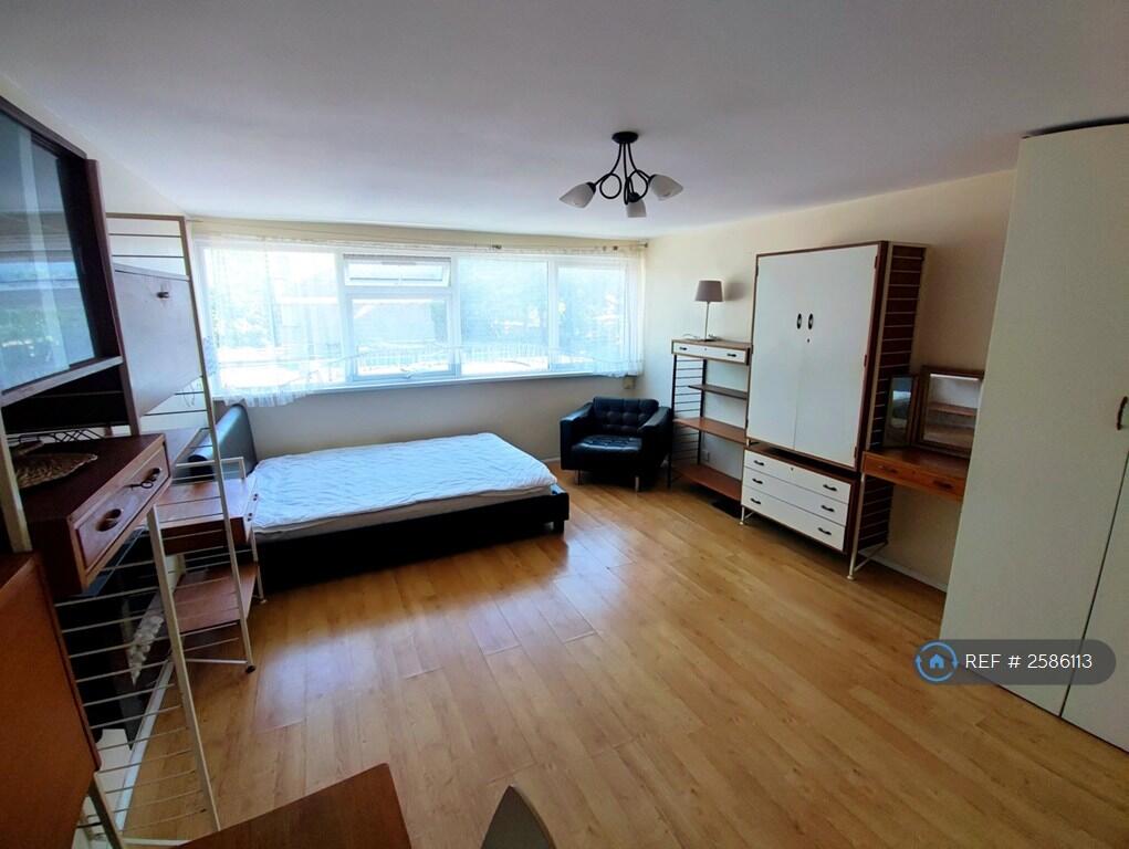 Main image of property: Lyndum Court, London, N22