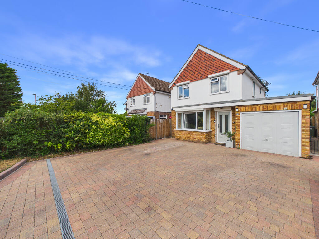 Main image of property: Oakley Lane, Chinnor, Oxfordshire
