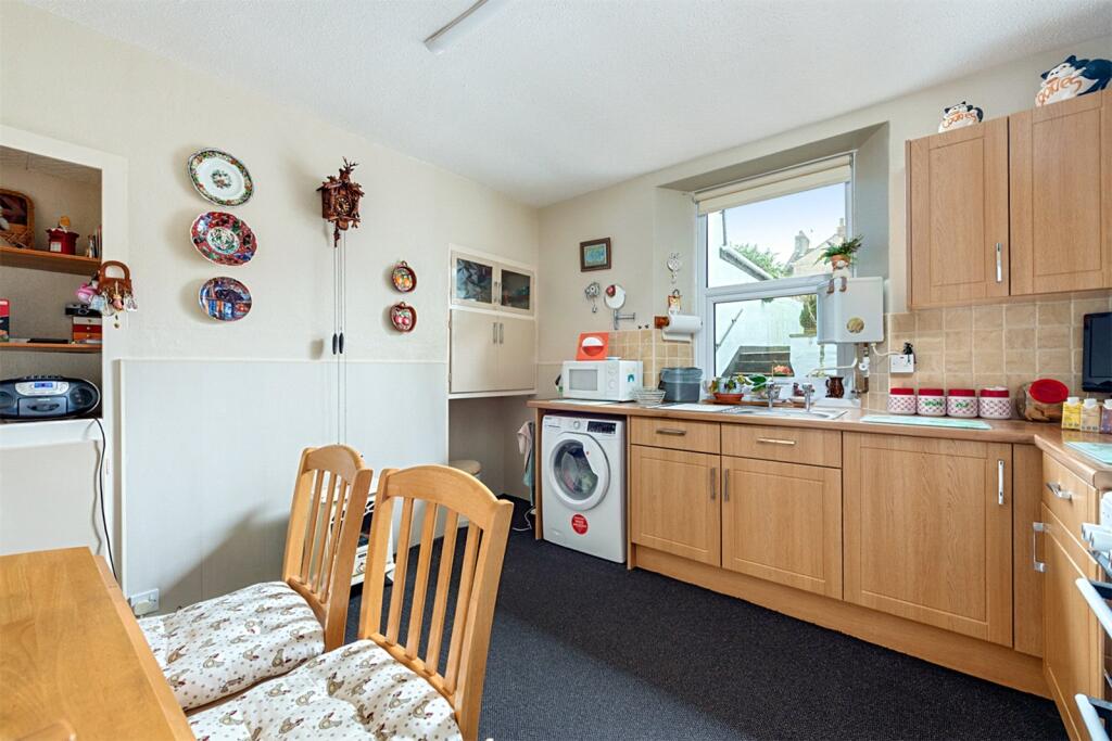Wellington Street, Torpoint, Cornwall, PL11 photo 4