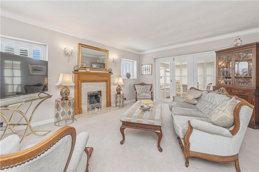 House in Bradford, Temple Rhydding, Baildon - View 4