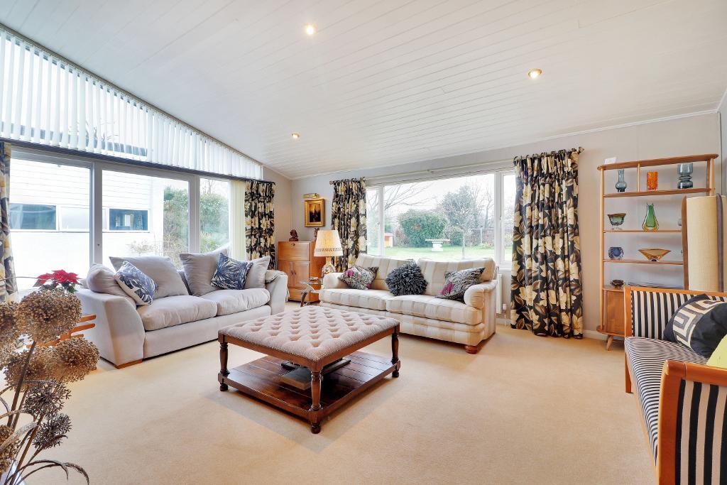 Cramptons, Sissinghurst, Kent, TN17 2HY photo 4