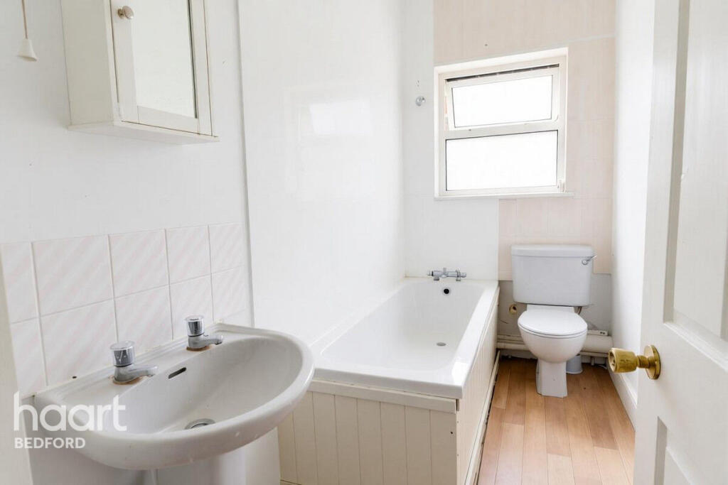 Apartment in Milton Keynes - More