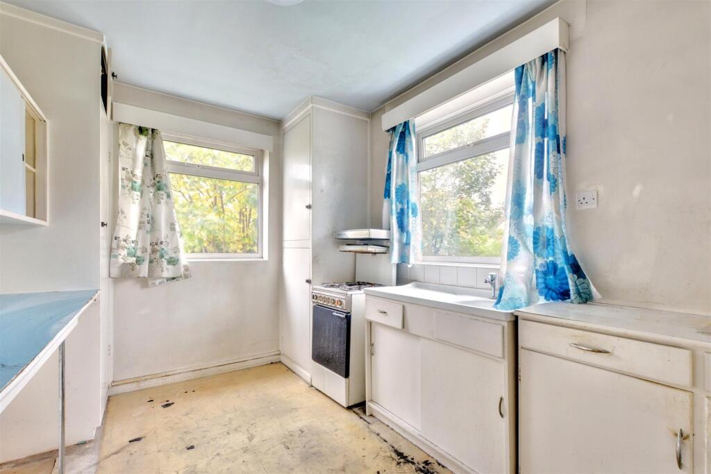 Compton Road, Sherwood, Nottingham - View 3