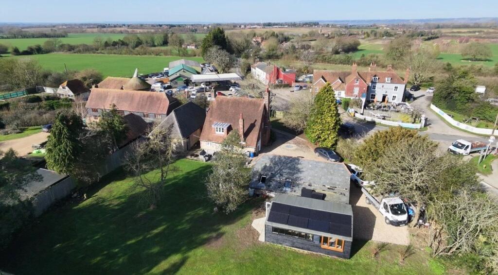 House in Maidstone, Langley - View 4