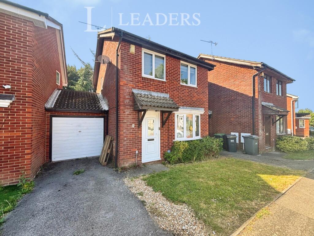 Main image of property: Spruce Avenue, Waterlooville, Hampshire