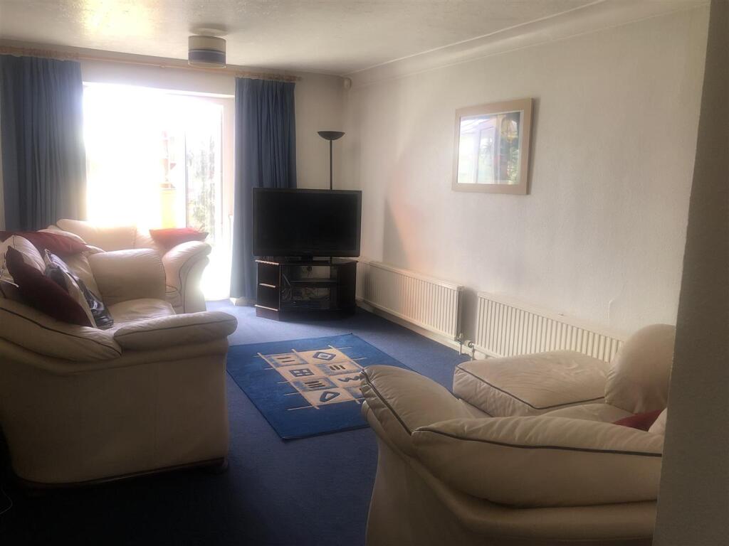 Church Road, Saughall, Chester - View 6