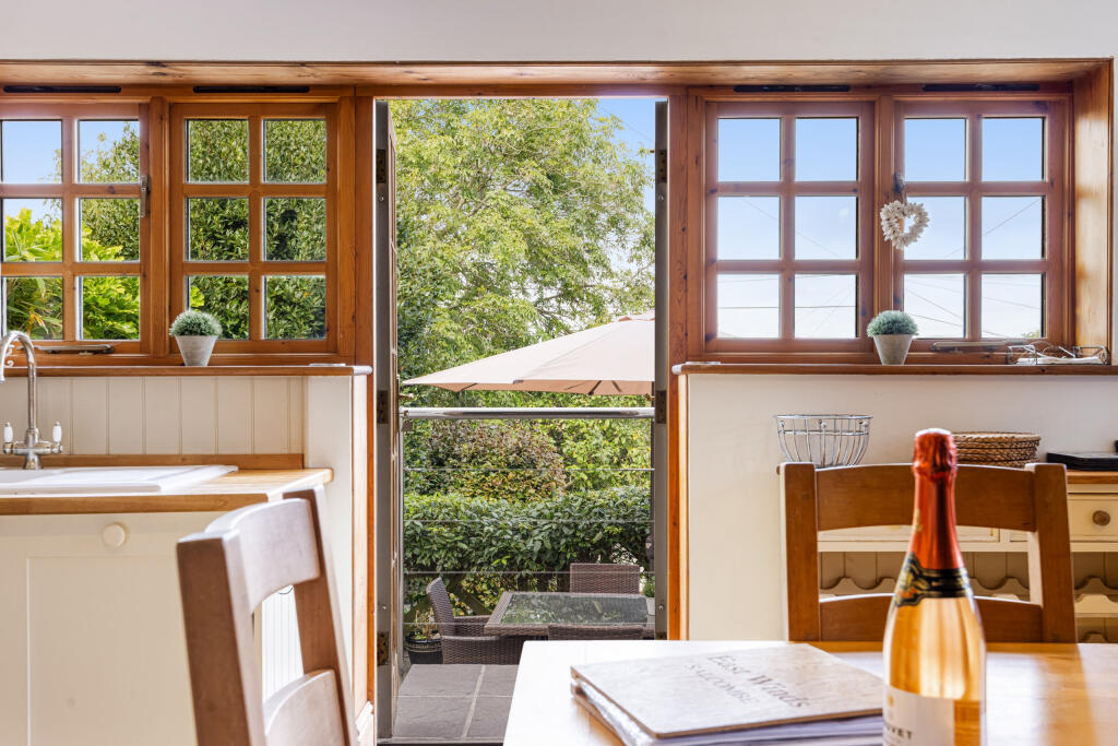 House in Torquay - More