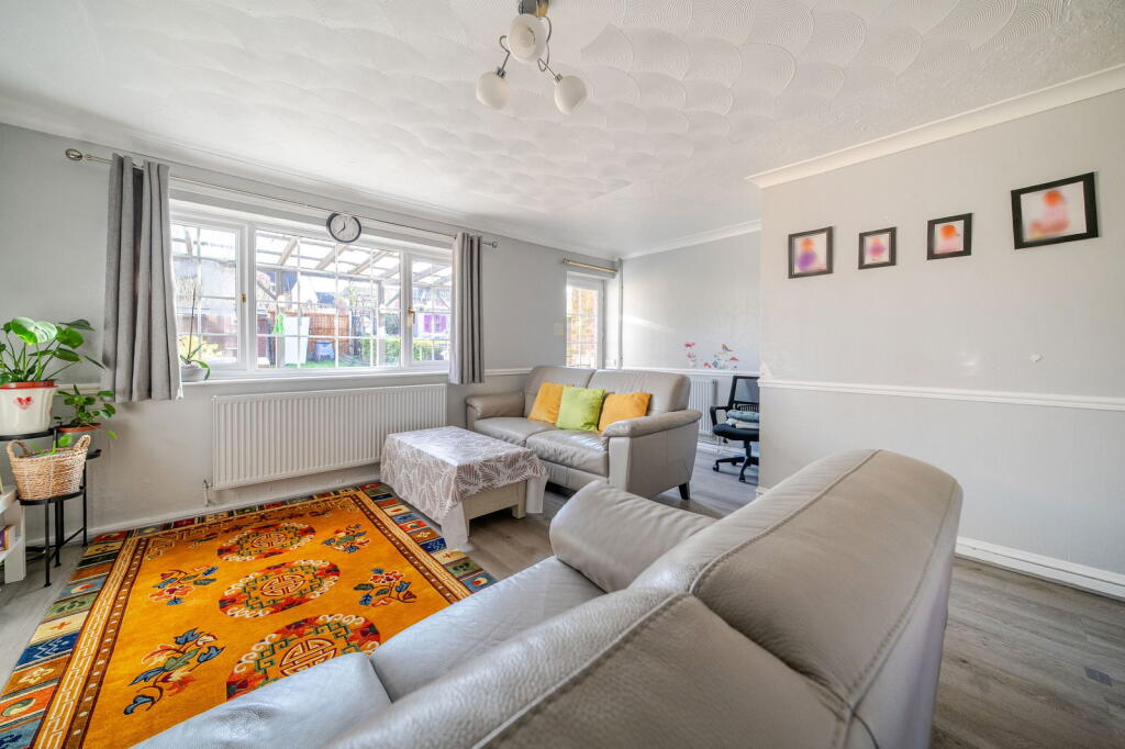 House in Basingstoke and Deane, Basingstoke - View 5