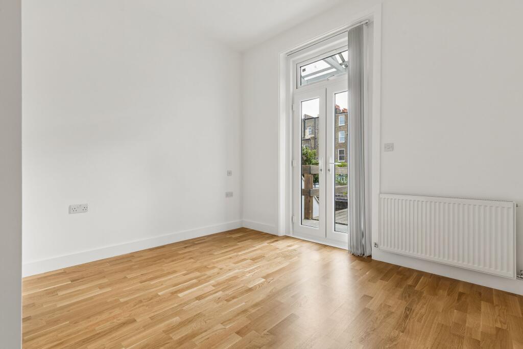 Apartment in London, West Kensington - More
