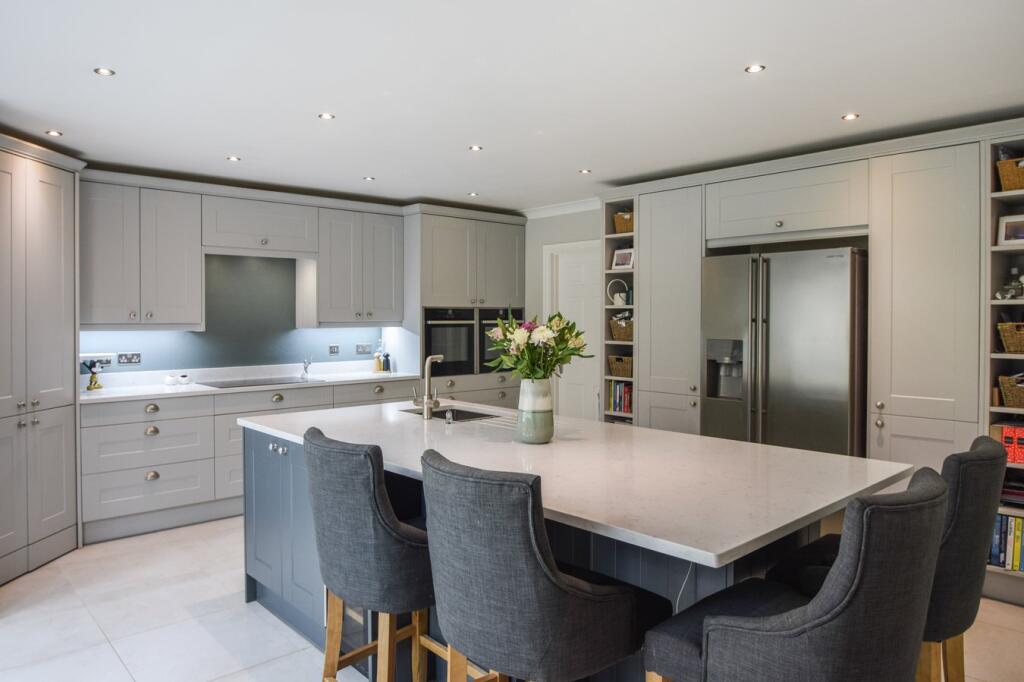 Main image of property: Boxley Road, Walderslade, ME5