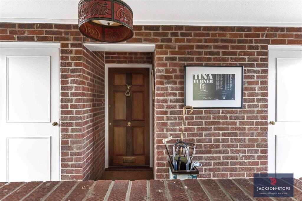 Apartment in West Suffolk, Newmarket - View 4