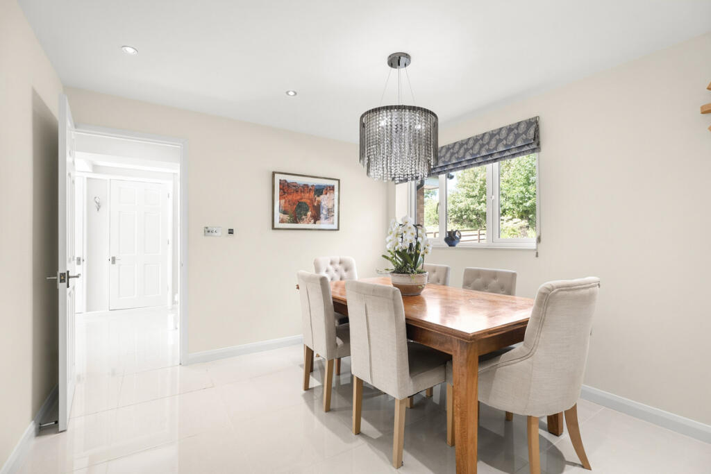 House in West Haddon - View 5