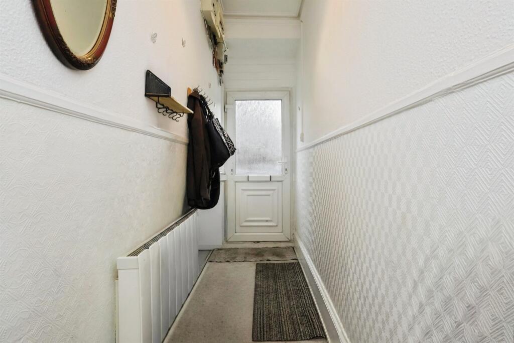 Apartment in Wealden, Polegate - View 5