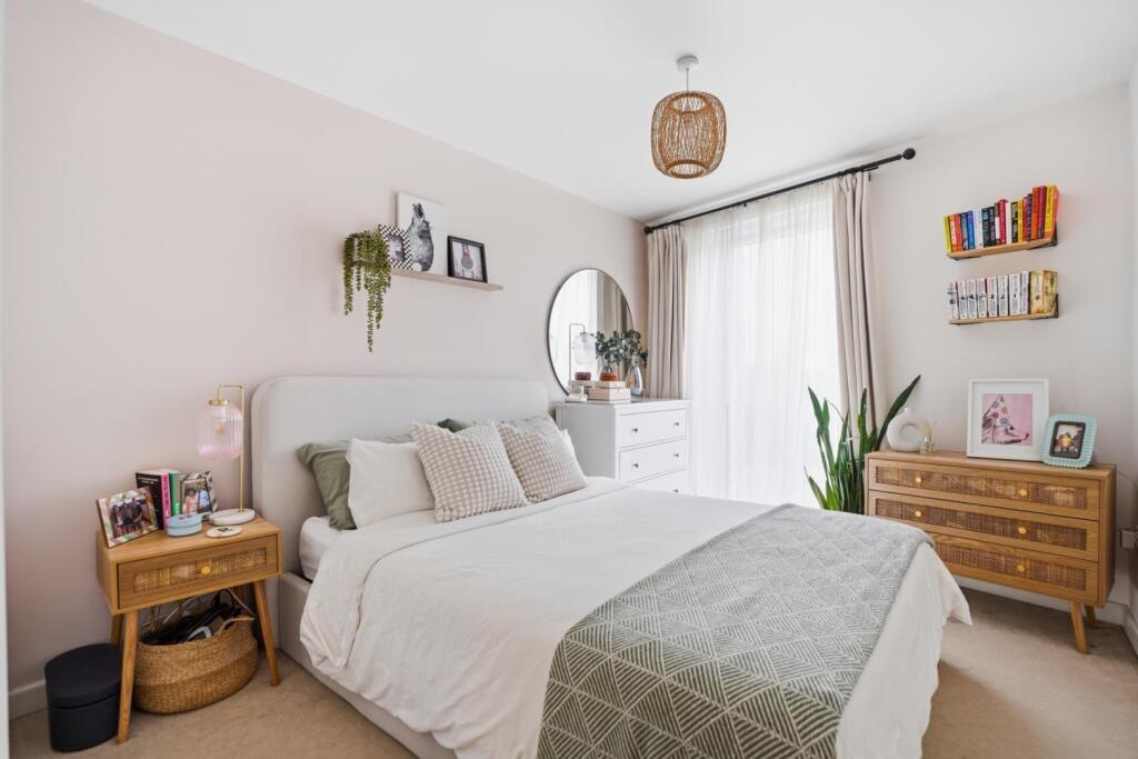 Main image of property: East Dulwich Road, East Dulwich, London, SE22