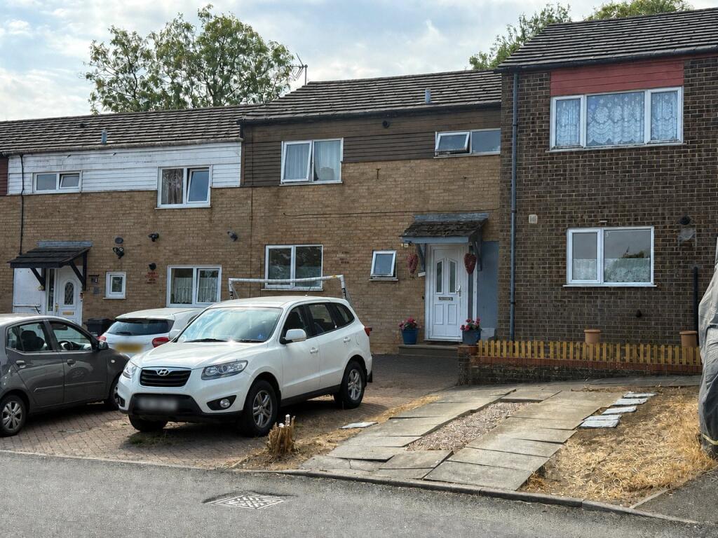 Main image of property: Golden Drive, Eaglestone, Milton Keynes