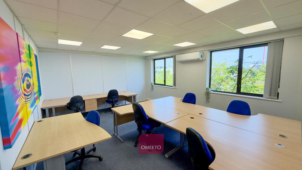 6 Person office to Let