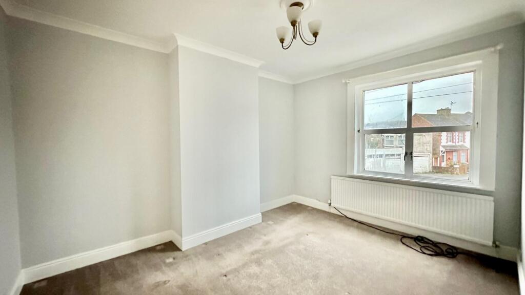 House in Eastbourne, East Sussex - View 4