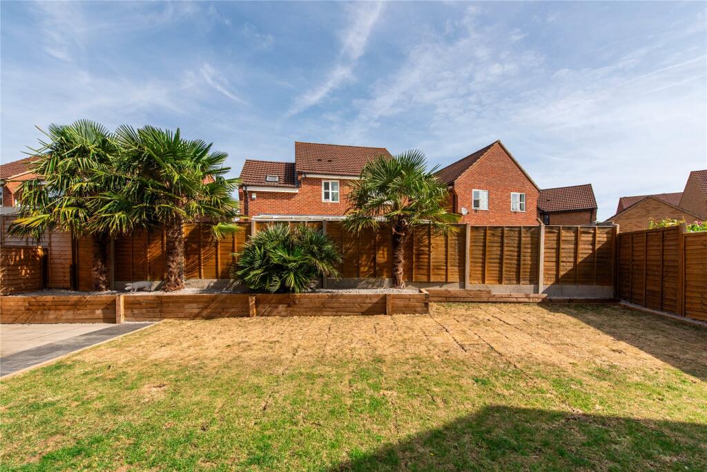 Rushfields Close, Westcroft, Milton Keynes, Buckinghamshire, MK4 photo 4