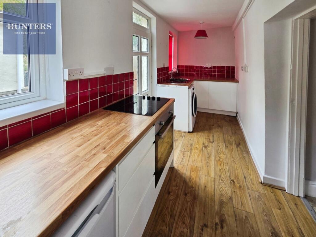 Rowland Terrace, Nantymoel, Bridgend, CF32 7PA - More