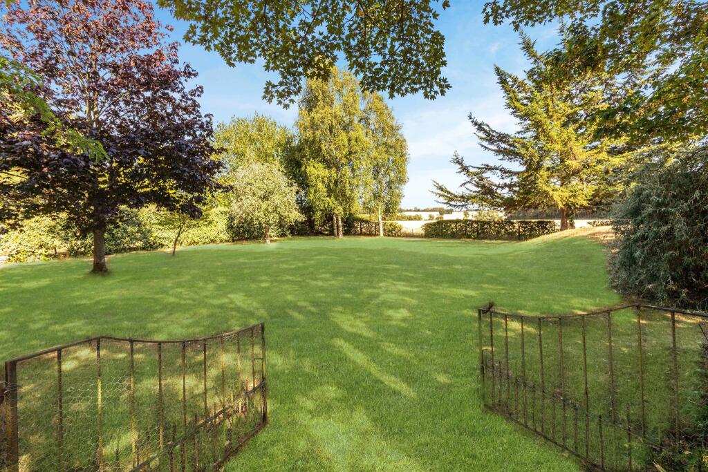 House in Cambridge - View 3