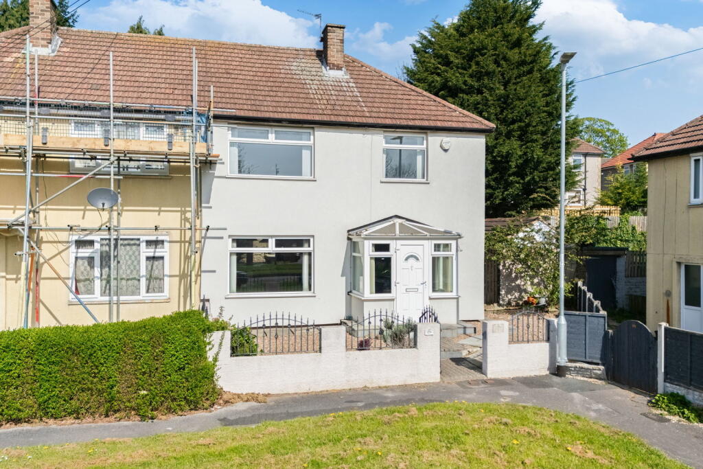 Main image of property: North Parkway, Leeds, LS14 1EX