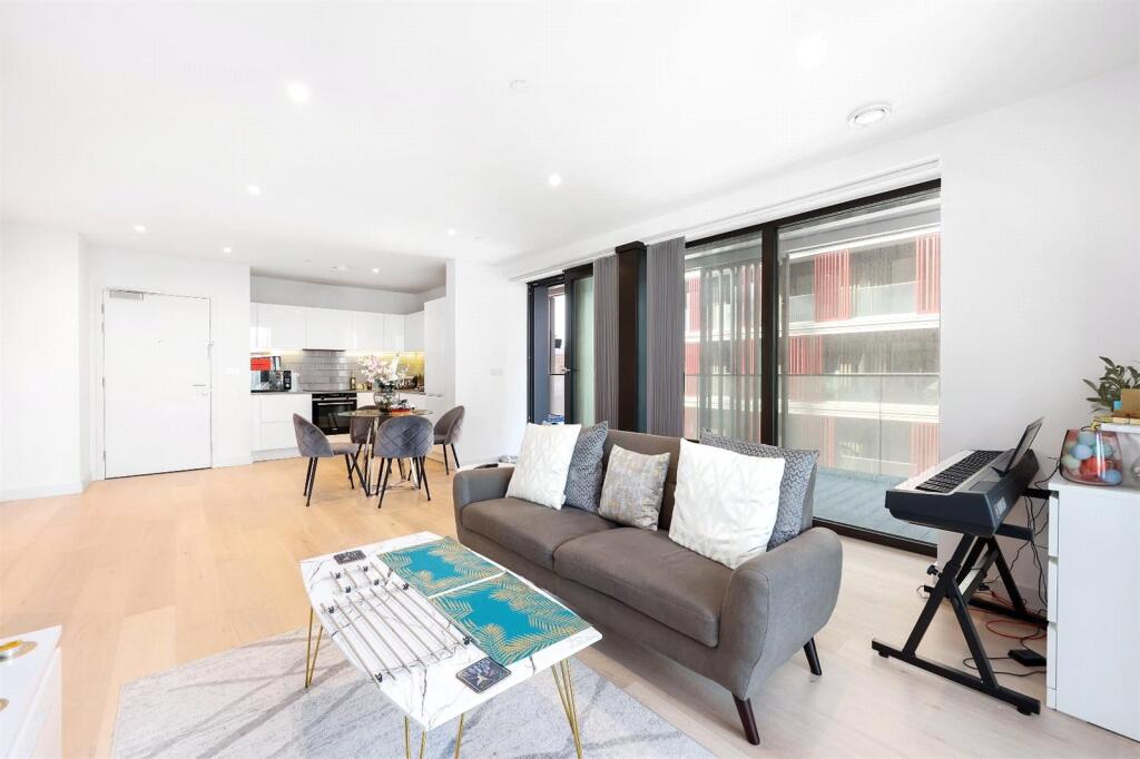 Main image of property: Marco Polo, 6 Bonnet Street, Royal Wharf, London, E16