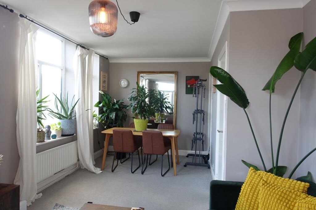 Apartment in Brighton - More