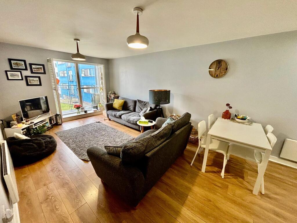 Apartment in Birmingham, West Midlands - View 3