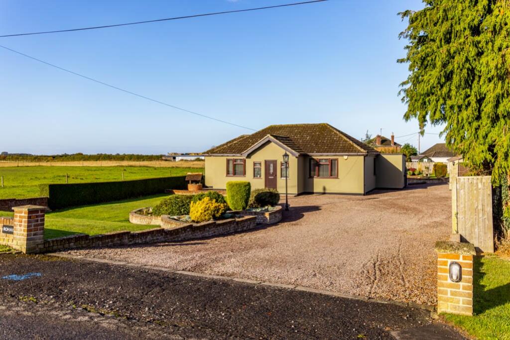 House in East Lindsey, Frithville and Westville