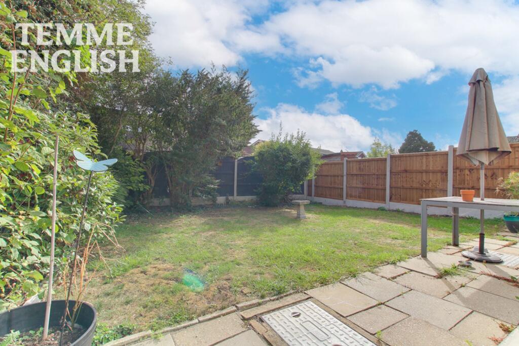 House in Southend-on-Sea - View 3