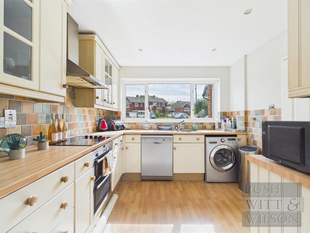House in Rother, Westfield - View 5