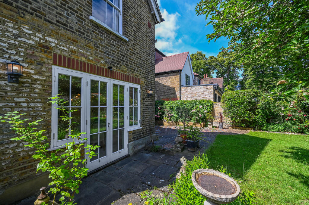House in London - More